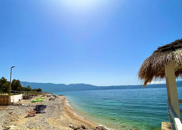 Hébergement de vacances Ramo's Spectacular 2-story With Radhime Views