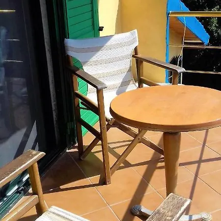 Ramo's Spectacular 2-story With Radhime Views * Vlorë
